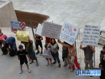 Protestas en el Ayuntamiento 02