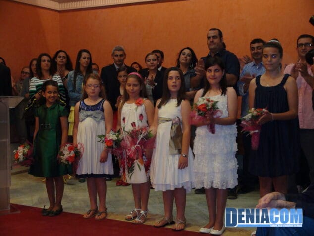 Las nuevas Falleras Mayores de Dénia fueron recibidas en el Ayuntamiento 11 Recepcion FFMM 10