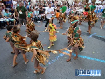 16 Carrozas de Dénia 2011 – Comparsa de Port Rotes