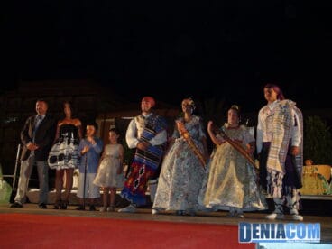 17 Entrega de bastón de la Falla Port Rotes 2011