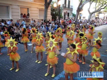 18 Carrozas de Dénia 2011 – Comparsa de Port Rotes