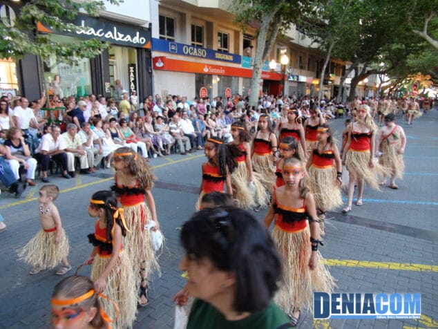 25 Carrozas de Dénia 2011 Comparsa de Camp Roig