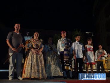 25 Entrega de bastón de la Falla Campaments en el Día del Fallero 2011