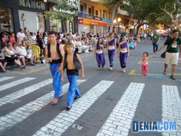 50 Carrozas de Dénia 2011 Comparsa del Oeste