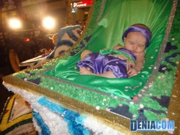 74 Carrozas de Dénia 2011 – Carroza Falla Campaments