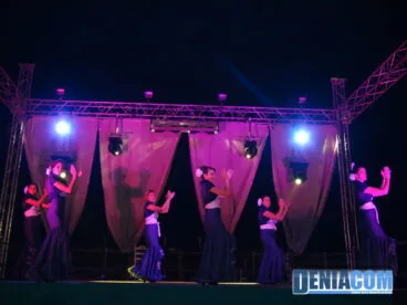Alumnas del gupo de baile de la Casa de Andalucía