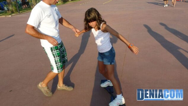 Castillos hinchables y cuentacuentos convierten en mágica una tarde en el Parque de les Bassetes 4 Clases de Skate para los más jóvenes