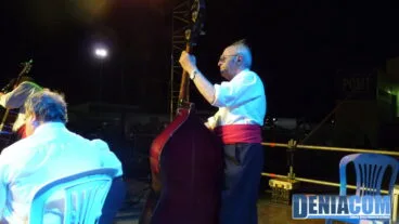 Contrabajo de la rondalla de Dénia