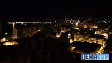 Dénia desde el Castillo de noche