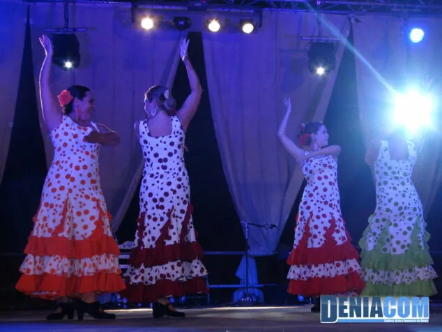 Grupo de baile de la Casa de Andalucía