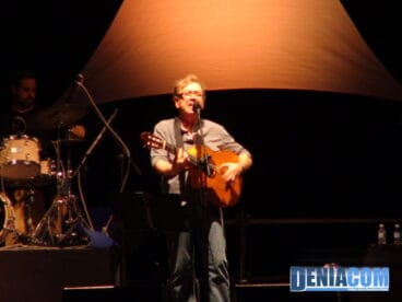 Miquel Gil canta Marcianes