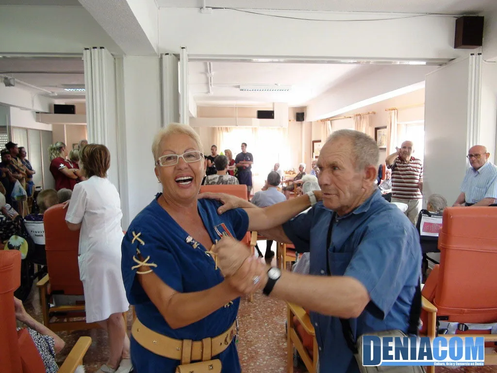 00 Moros y Cristianos de Dénia en la Residencia de Ancianos