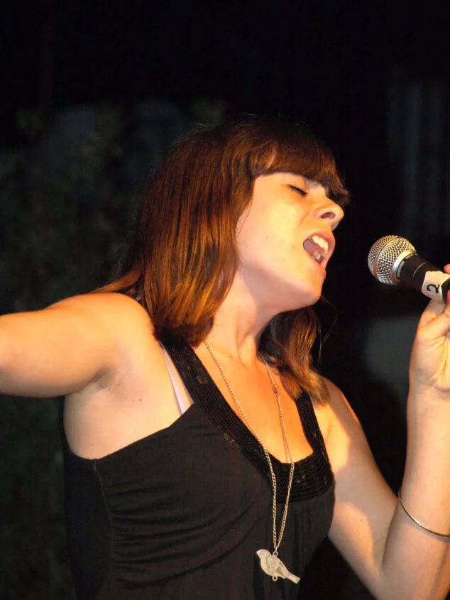 2 008