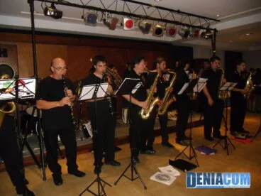 30 Cachorras Band en la cena de gala de la AMMICC Dénia