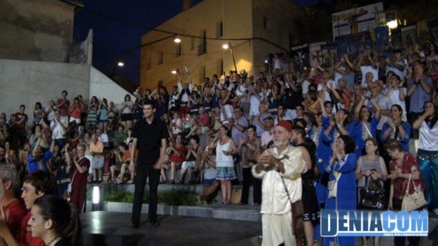 Aplausos para el director Javier Pinto y las bandas