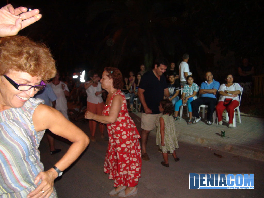 Baile en la Cocà de los Mayorales de Sant Roc