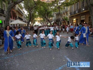 Desfile Infantil de la Filà Amazigh