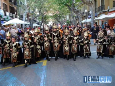Desfile Infantil de la Filà Deniers