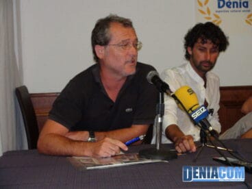 Dialoga el autor del documental