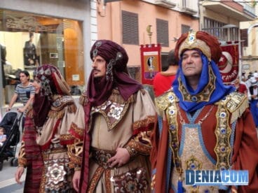 El Capitán Moro camina hacia el pacto