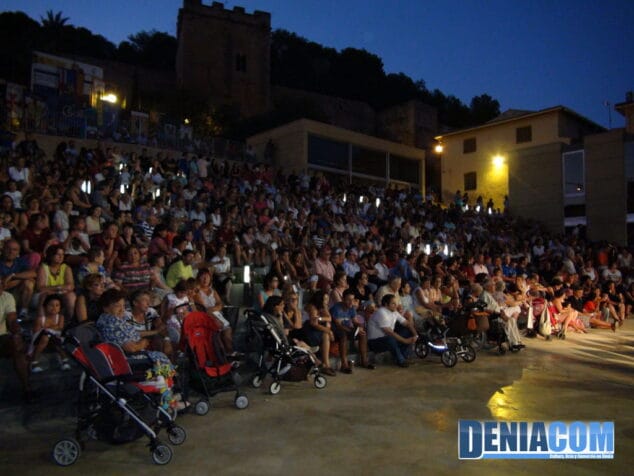 Espectacular asistencia al concierto de Música Festera