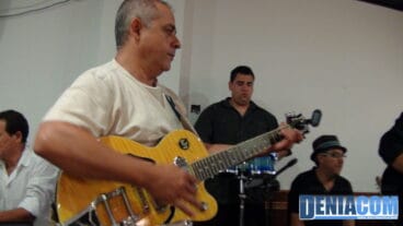 Guitarrista de La Sonora del Maurat