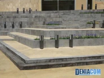 La nueva Plaza del Consell destaca por su diseño vanguardista