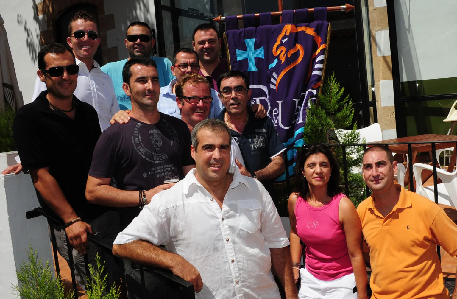Los cargos con representantes de la filà Creuats