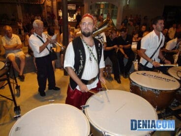 Los festeros se unen al Concierto de Bandas