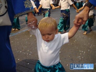 Los niños de la Filà Amazigh