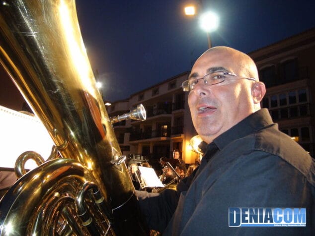 Música en Moros y Cristianos Dénia 2011