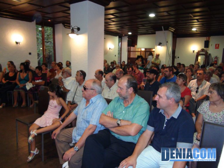 Público masivo para la presentación del libro la Vall de la Gallinera