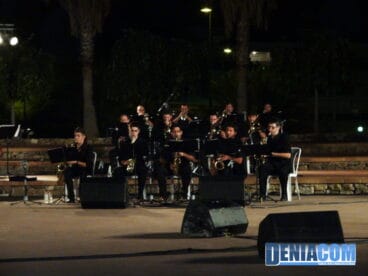 Sección de viento metal de la Marina Big Band