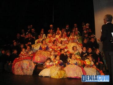 02 Xicalla de la Falla Centro en la presentación Infantil
