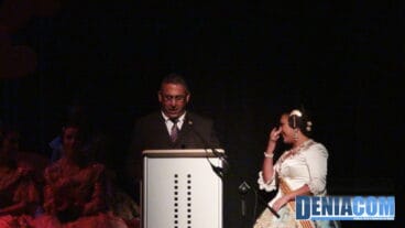 24 Domingo Pous exaltando a su hija Rosabel