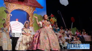 36 Ainhoa Flores Guerri – Fallera Mayor Infantil de Dénia 2012