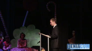 38 Óscar Dalmau dedica unas palabras a su hermana Esther – Fallera Mayor Infantil de París Pedrera 2012