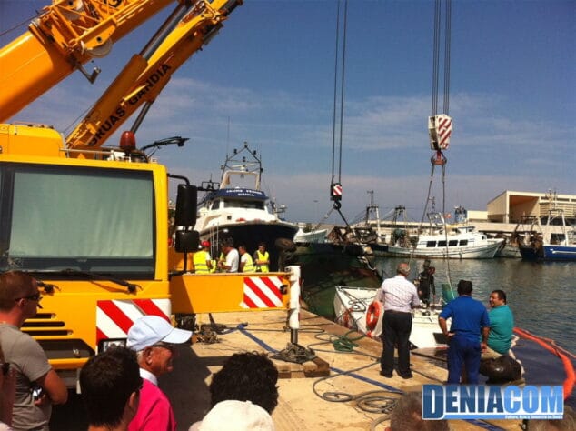 Hundimiento de un barco en Dénia