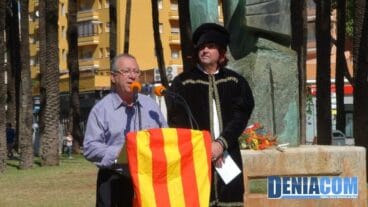 10 Josep Sendra y joanot Martorell en el bautizo de los gigantes de Dianium Dansa