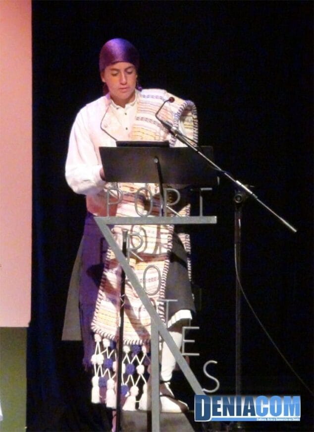 18 Nacho Estravis se despide de su cargo de Presidente Infantil de la Falla Port Rotes