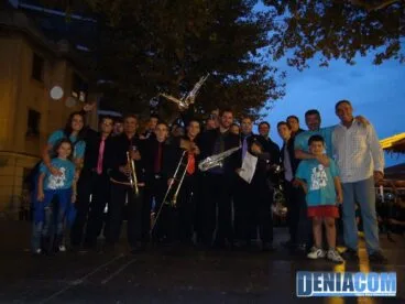 27 La Charanga Que No Pare gana el segundo premio en el II Concurso de Charangas Ciutat de Dénia