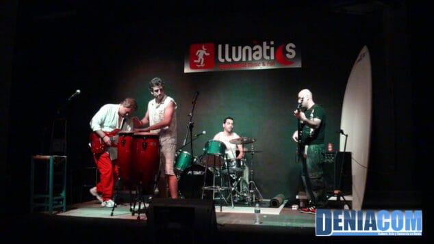 El grupo musical de la ETC actuó en la fiesta de comienzo de curso