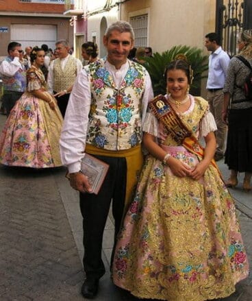Jaume y Paula Bertomeu en la despedida de las Falleras Mayores de la Comunitat Valenciana