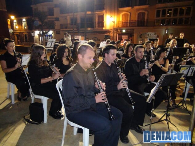 La Banda de Dénia celebra el dia de la Comunitat Valenciana con un concierto