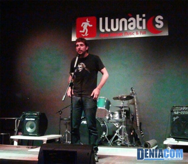 Nico Lozano en la fiesta de la ETC