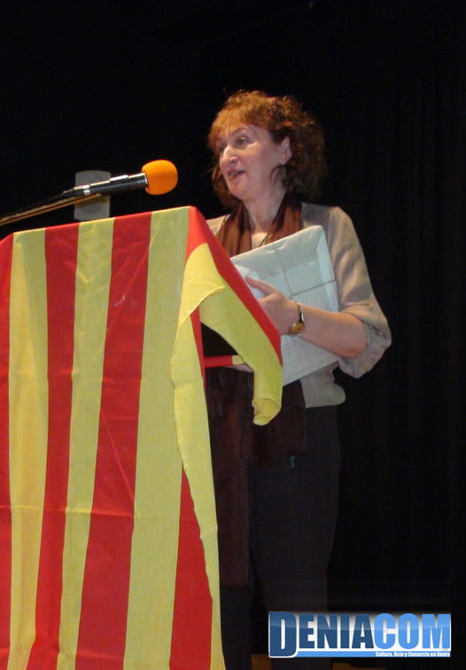 Rosa Seser en su discurso de agradecimiento de los Premis de la Tardor