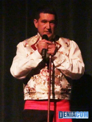 01 Juanma López Presidente Saladar 2012