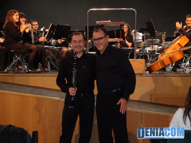 04 Apadrinamiento de nuevos miembros de la banda en el Concierto de Santa Cecilia