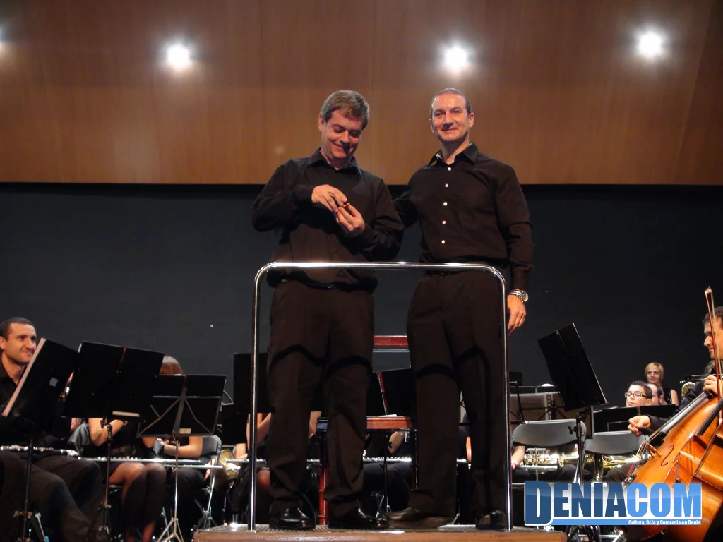 10 Reconocimiento a Francesc Tur por sus 25 años en la Banda