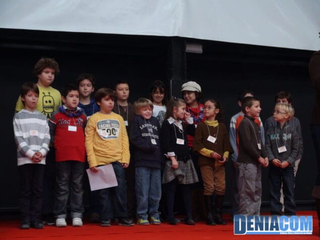 Alumnos del taller solidario creativo de llunàtics